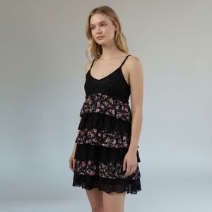 Interi Black spaghetti strap Sleeveless Lace Floral Mini layered fringe Dress L